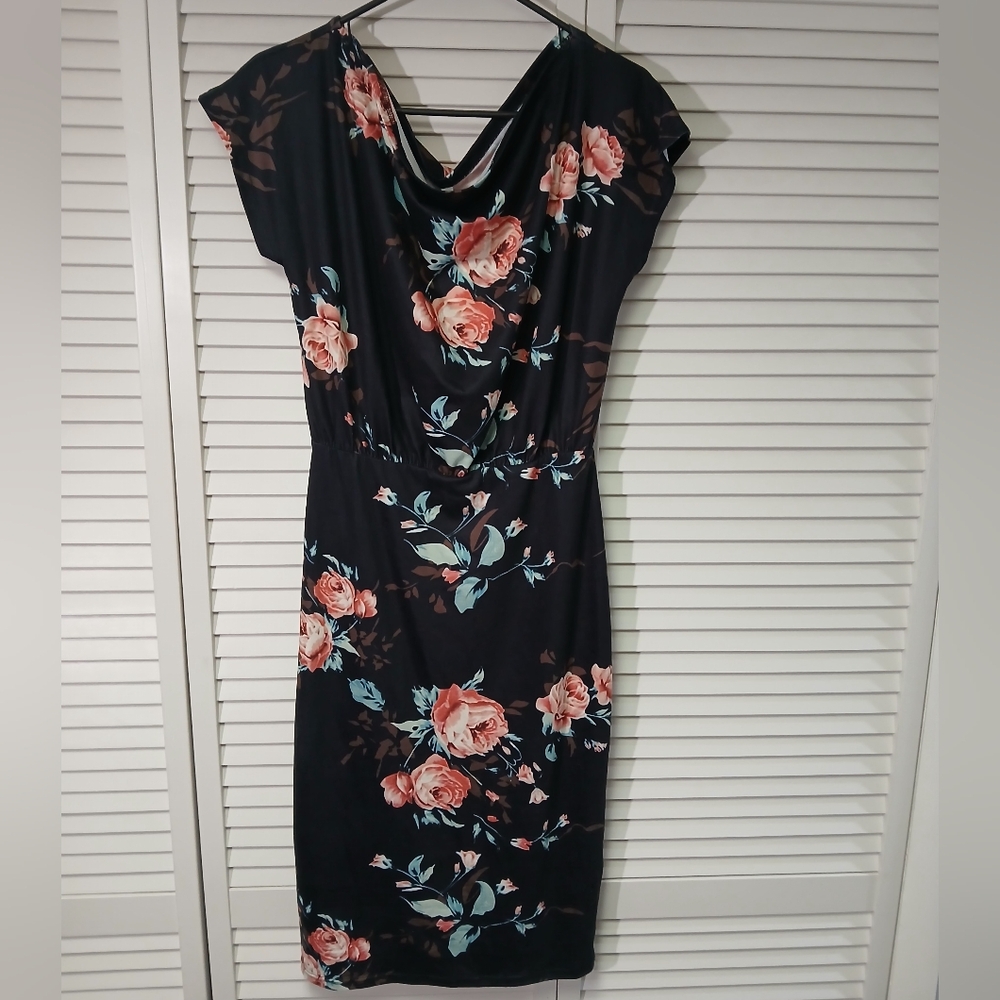 Chic Black Floral Midi Dress